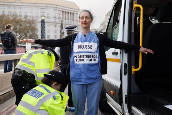 A nurse is arrested for protesting in the cause of public health against climate collapse (c) XRUK, Gareth Morris